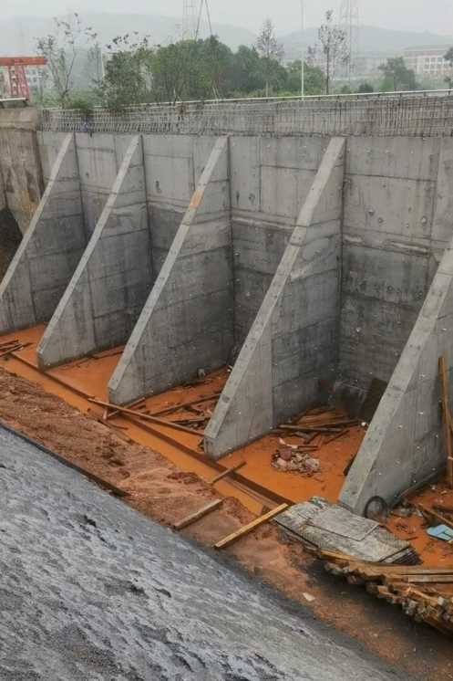 南京雨花台区锚杆式挡土墙